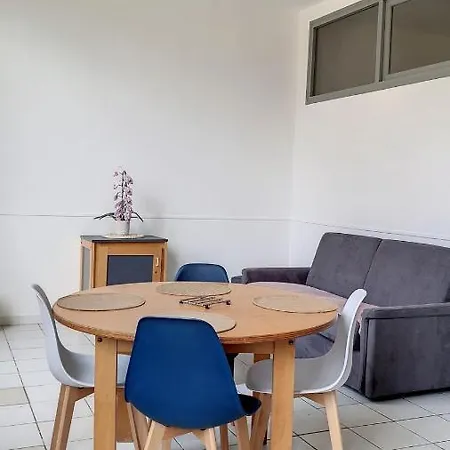 Apartment Amx5 - Les Falaises Un Logement Agreable Et Calme Au Rez De Chaussee Ault